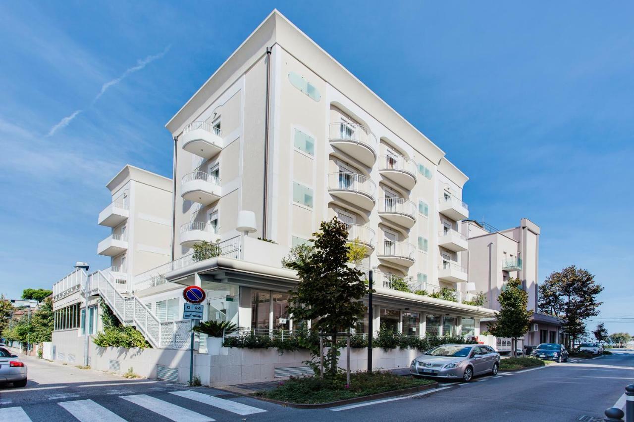 Hotel Villa Marina Wellness Spa Rimini Exteriér fotografie